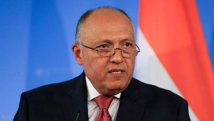وزير الخارجية يستعرض مع مفوض سامي أممي سياسة مصر تجاه المهاجرين واللاجئين
