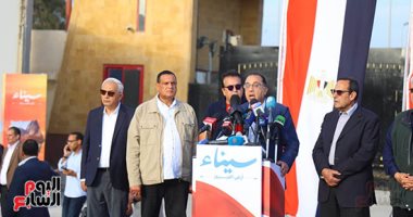 رئيس الوزراء من معبر رفح: حريصون على تقديم كل المساعدات لأهالينا فى غزة
