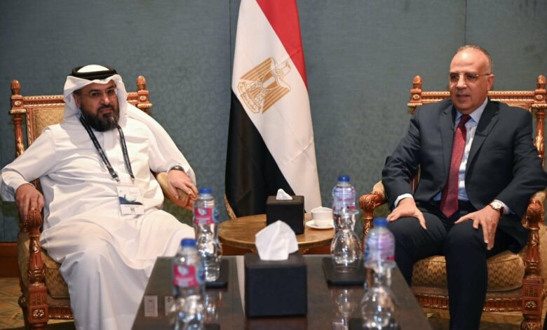 وزير الري يلتقي رئيس المجلس التنفيذي للمنظمة الإسلامية للأمن الغذائي