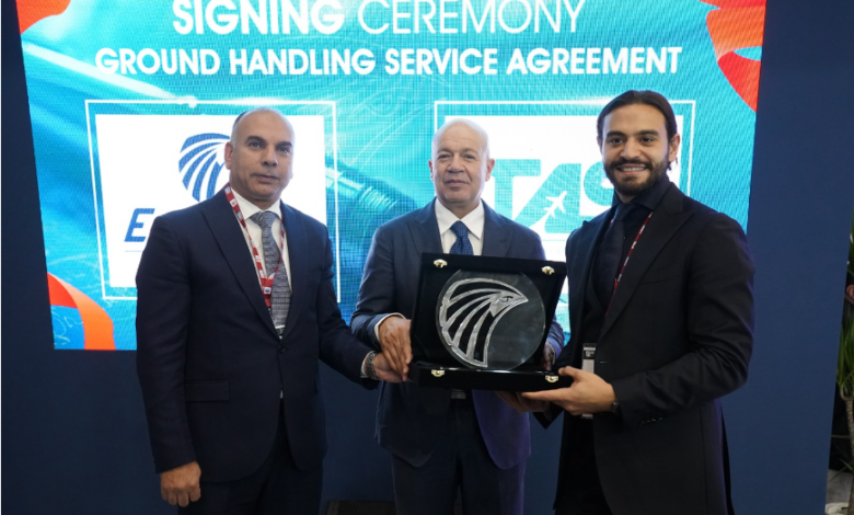 مصر للطيران للخدمـات الأرضية توقع عقدا جديدا مع وكيل الخدمة شركة (TAS)